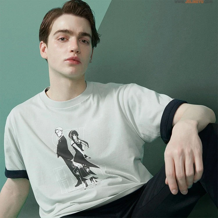 UNIQLO联名《SPY x FAMILY间谍过家家》,安妮亚招牌「呵」脸穿上身