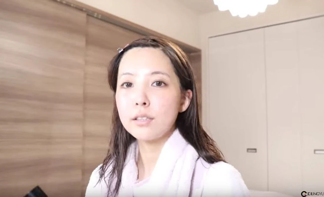 全素颜示人也不怕!亚洲AV小天后「三上悠亚」7点告诉你,只靠半年爬上顶尖AV女优的秘密!