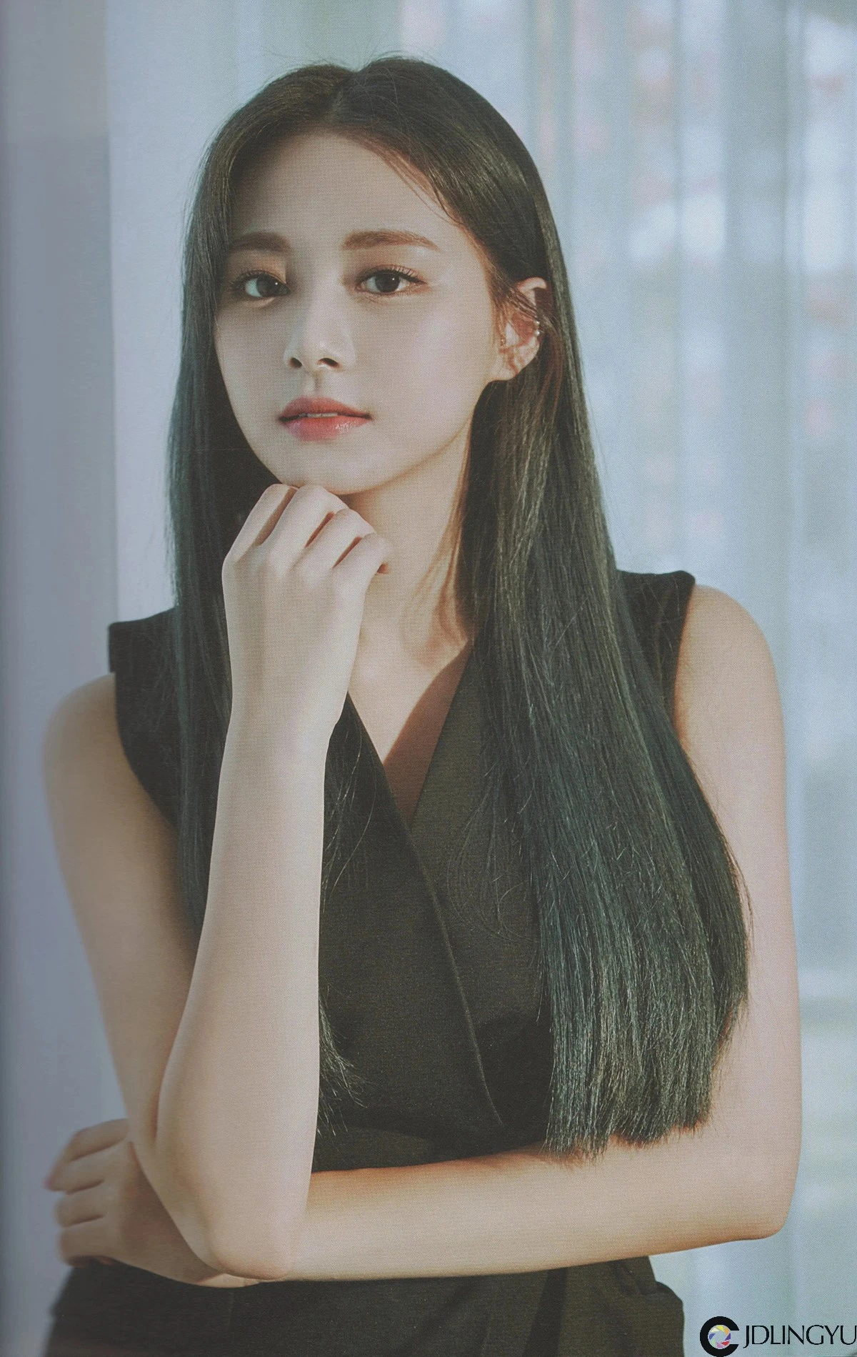 [TWICE 周子瑜] 《YES, I AM TZUYU》第二本写真集