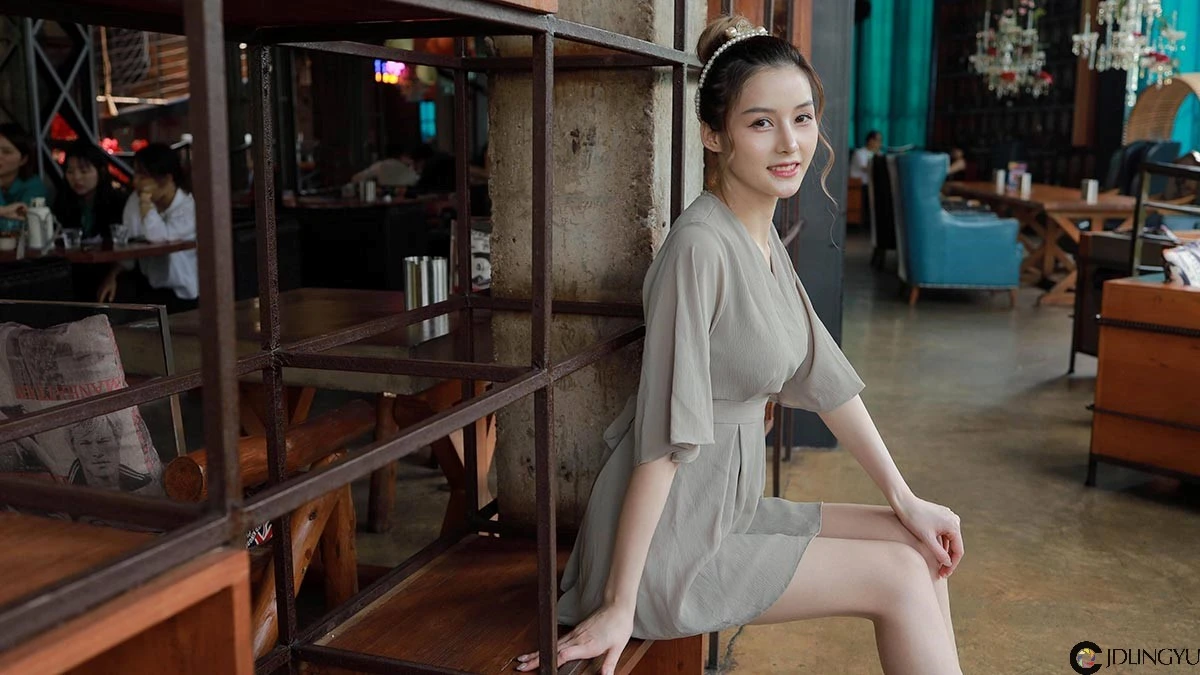 [IESS异思趣向] 模特：九妹《可甜可盐大长腿》