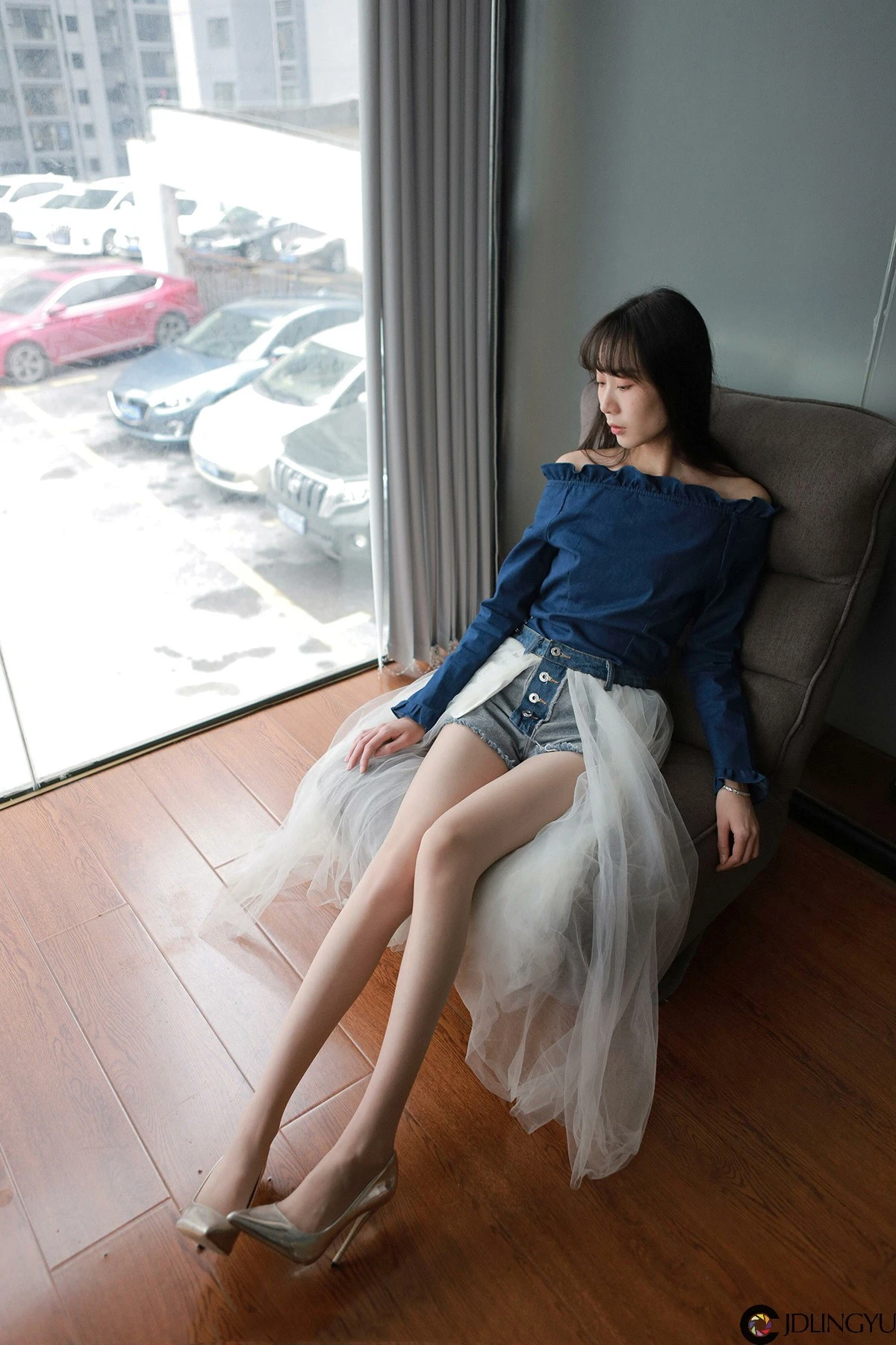 [IESS异思趣向] 模特：团团《长腿白纱》