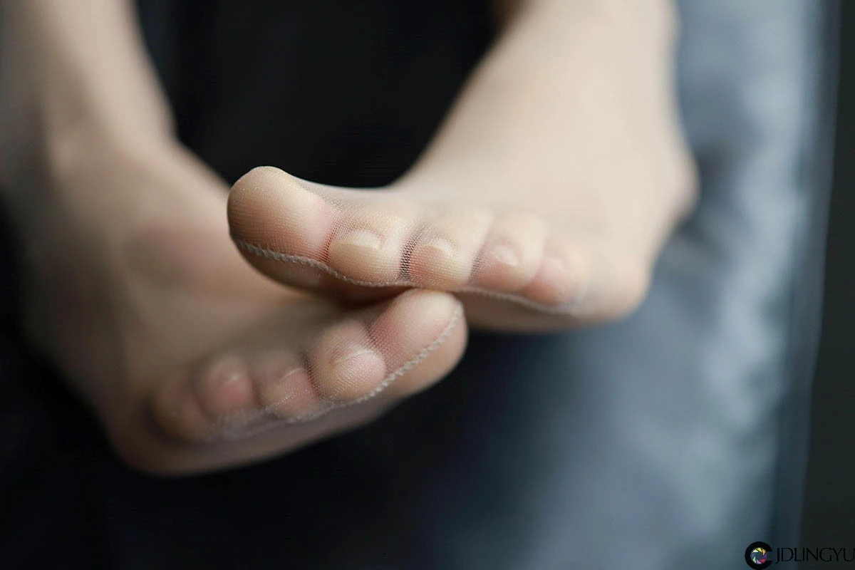 [IESS异思趣向] 模特：团团《长腿旗袍》