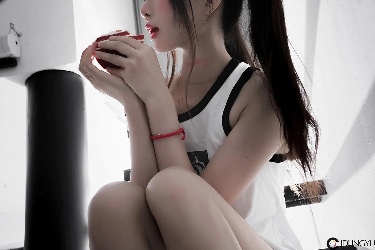 [桜桃喵] 狼来了