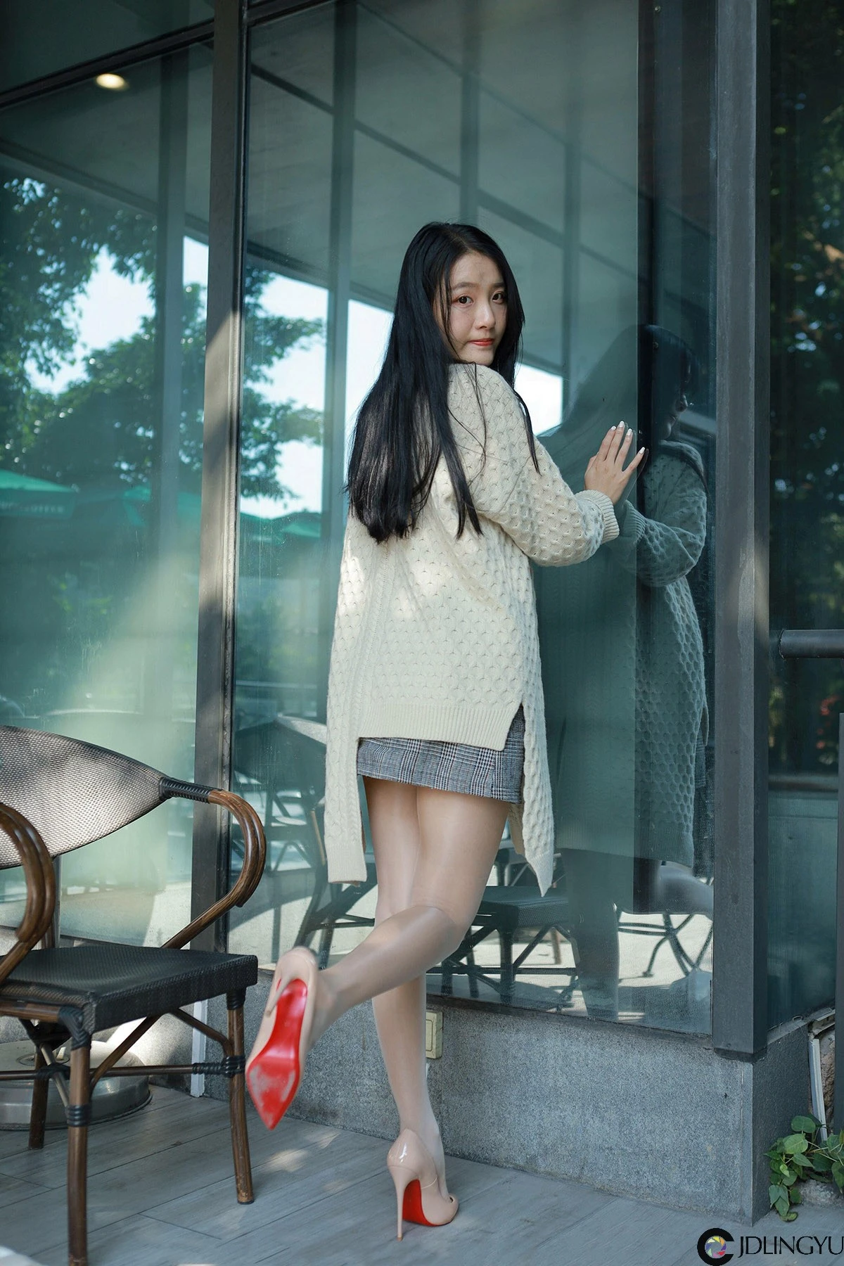 [IESS异思趣向] 模特：婉萍《白靴公主》