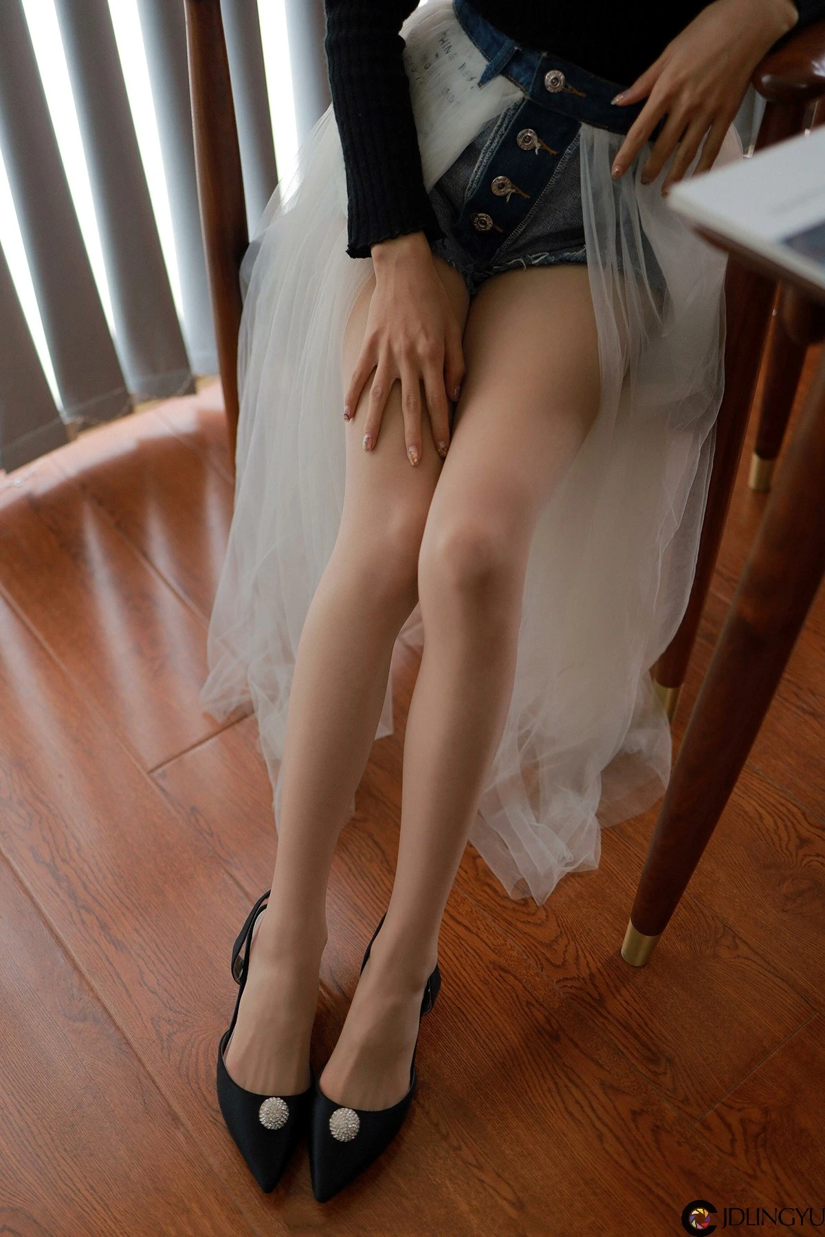 [IESS异思趣向] 模特：美子《女追男隔层纱》