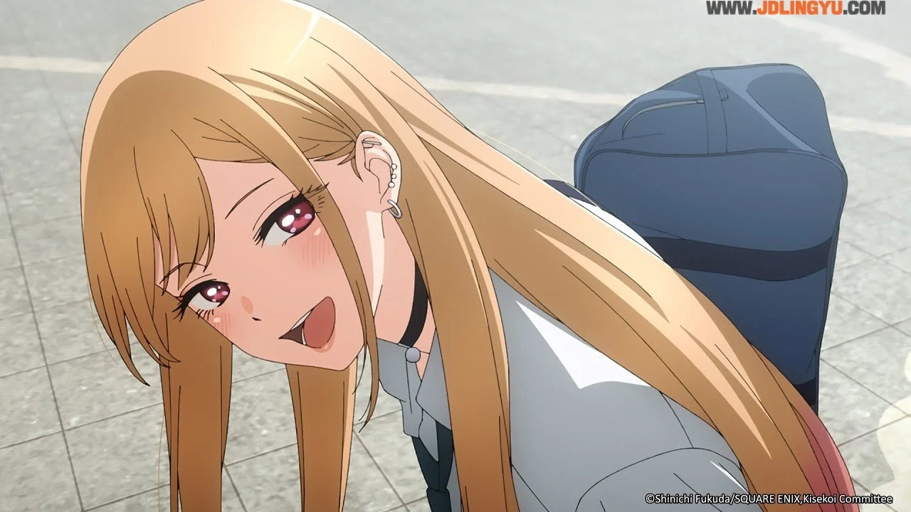 《恋上换装娃娃》喜多川海梦1/7比例模型，短裙起飞疑似没穿小裤裤？