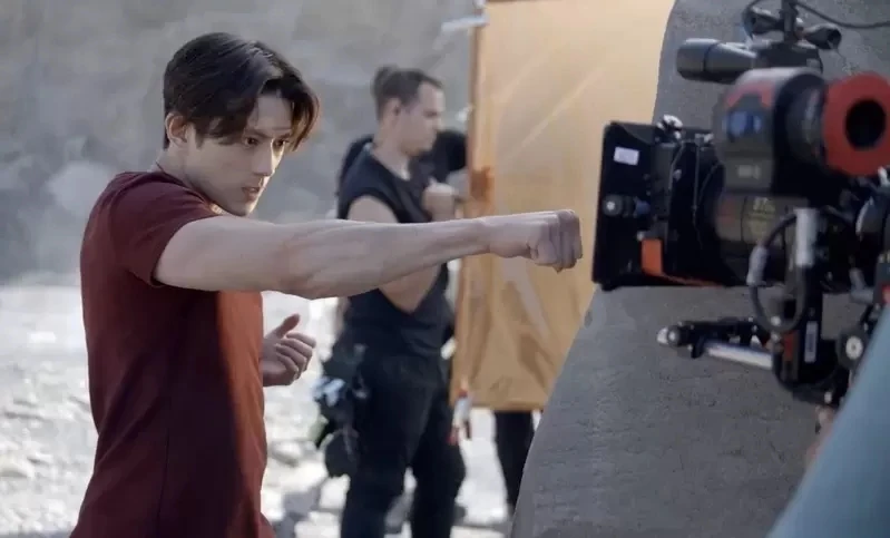 好莱坞《圣斗士星矢》真人版幕后花絮看了吗？首张电影海报也公开了