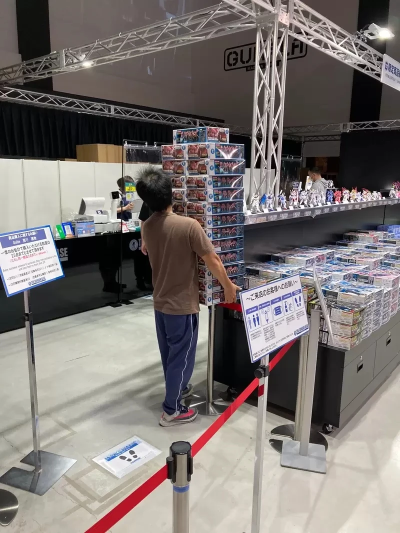 《模型店防止转卖的妙招》绝对不要宣传哪一款模型新发售 反正内行人本来就知道？