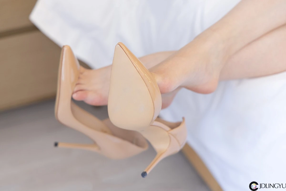 [BoBoSocks袜啵啵] No.119 苏苏-高跟鞋、高跟凉鞋、肉丝、裸足