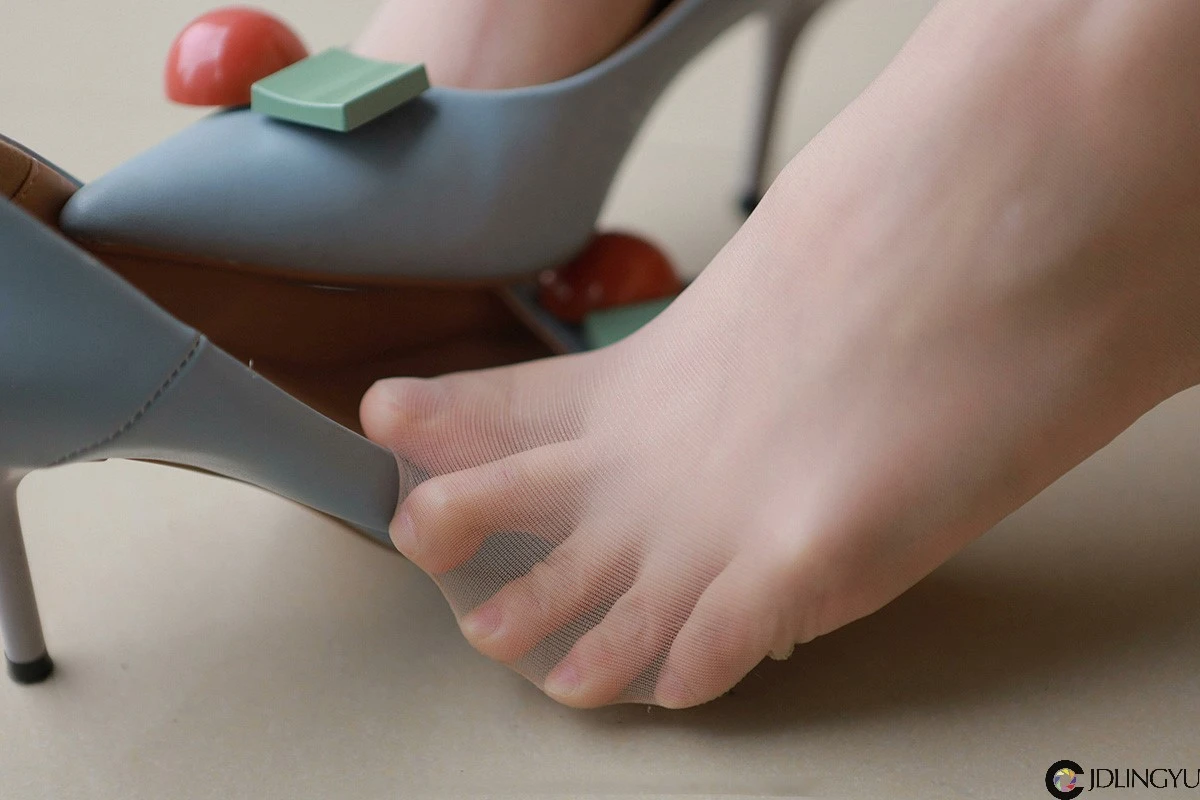 [IESS异思趣向] 模特：秋秋《花裙子姑娘》