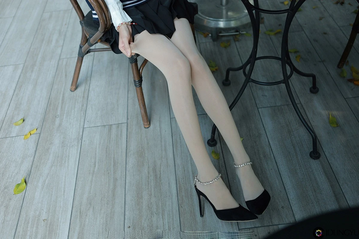 [IESS异思趣向] 模特：团团《纯欲学苑装》