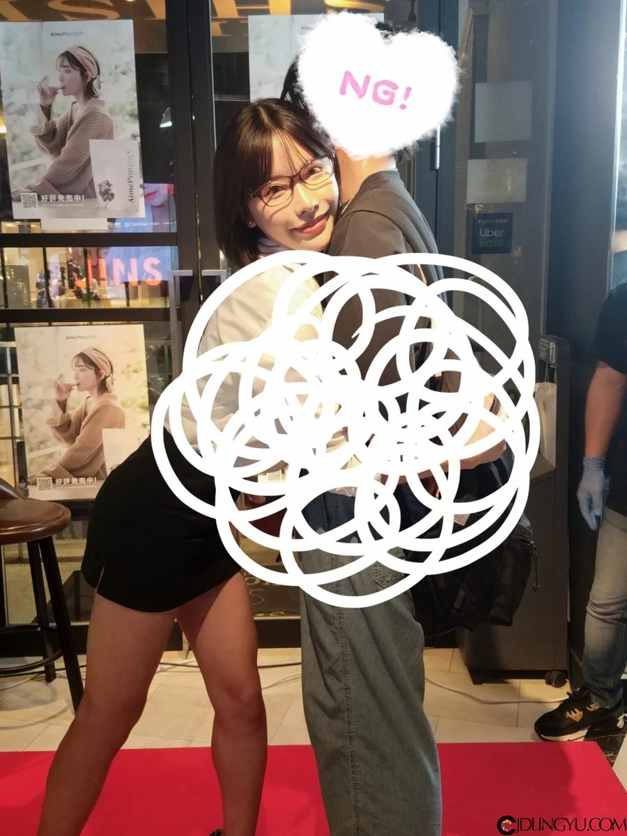AV女友《深田咏美》举办24小时免费拥抱，粉丝表情很享受！插图20
