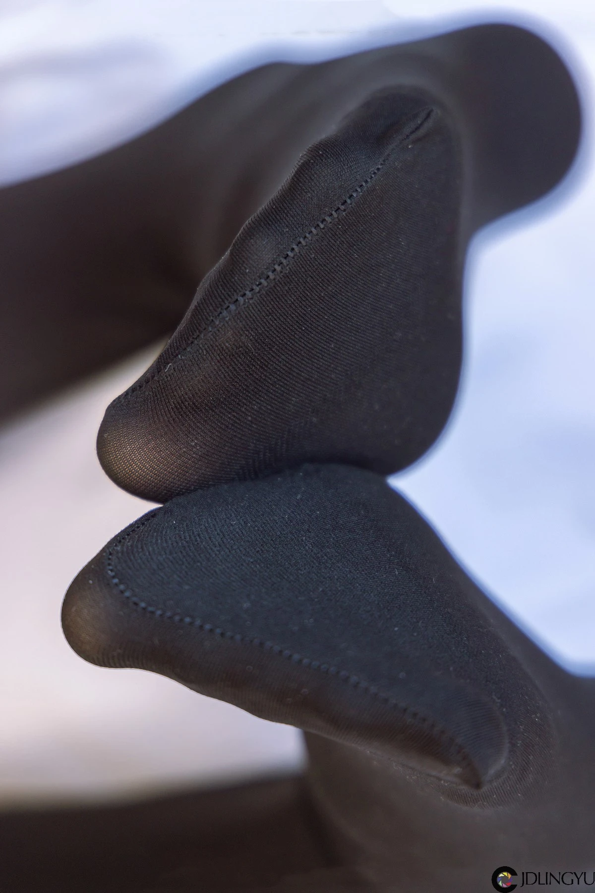 [BoBoSocks袜啵啵] No.130 稚予-两双穿脏篮球鞋、厚黑丝