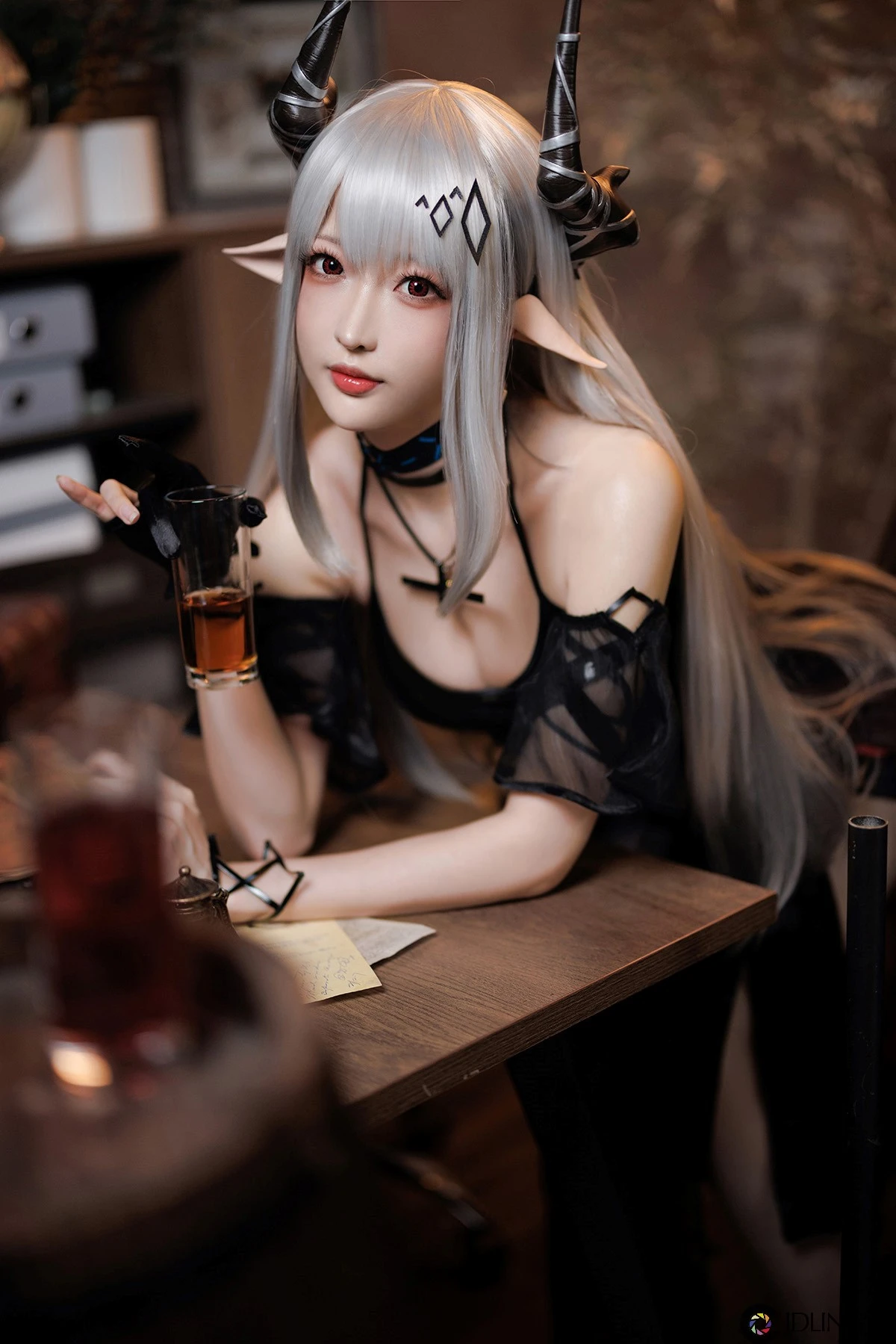 [南宫] 明日方舟 泥岩礼服