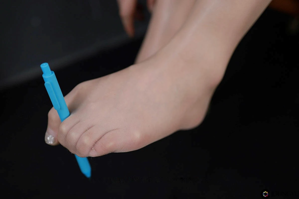 [IESS异思趣向] 模特：秋秋《都市丽人》