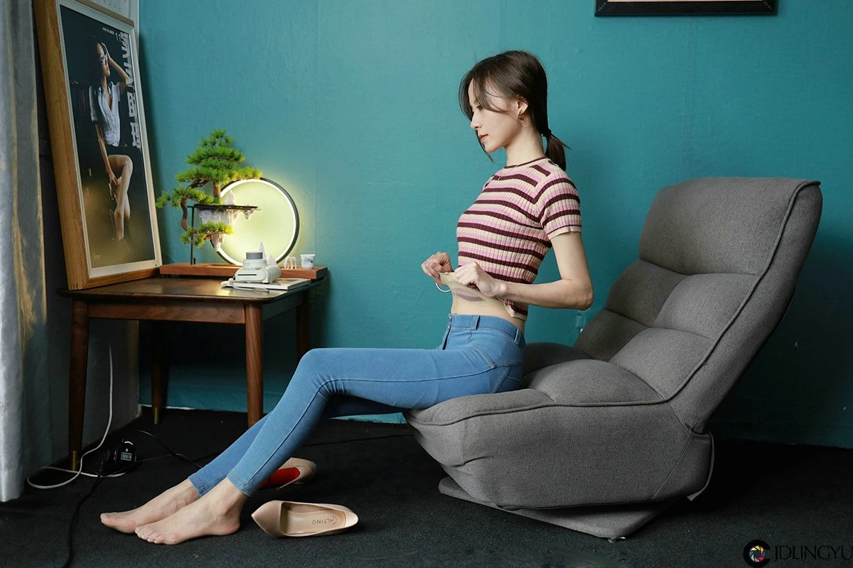 [IESS异思趣向] 模特：小六《牛仔裤里丝》