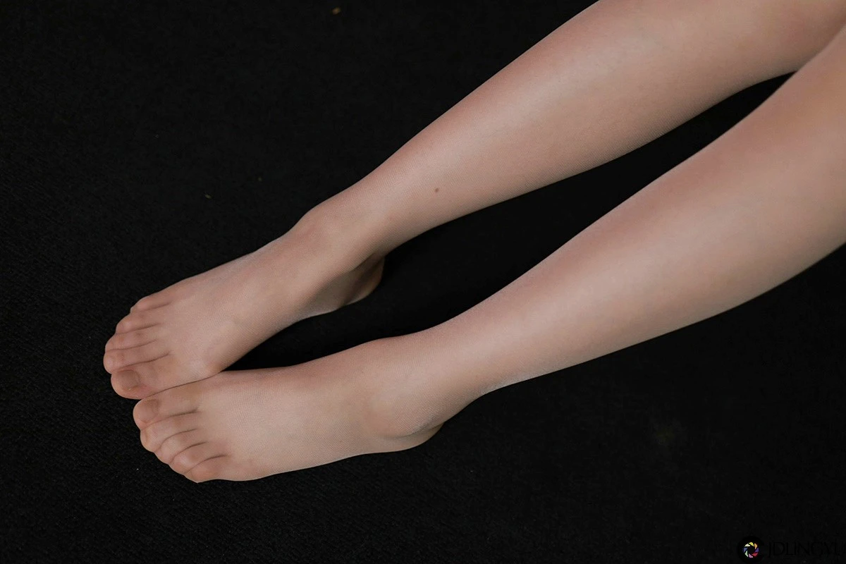 [IESS异思趣向] 模特：小婕《粉红女郎》