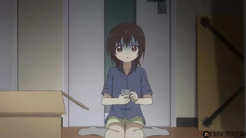 《男生可以用「女孩子坐姿」吗》日本男性网友纷纷尝试 有些女生竟然也办不到……