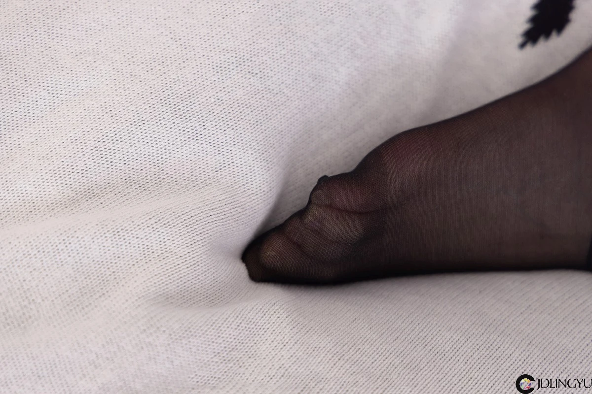 [BoBoSocks袜啵啵] No.135 小甜豆-高跟鞋、黑丝、裸足