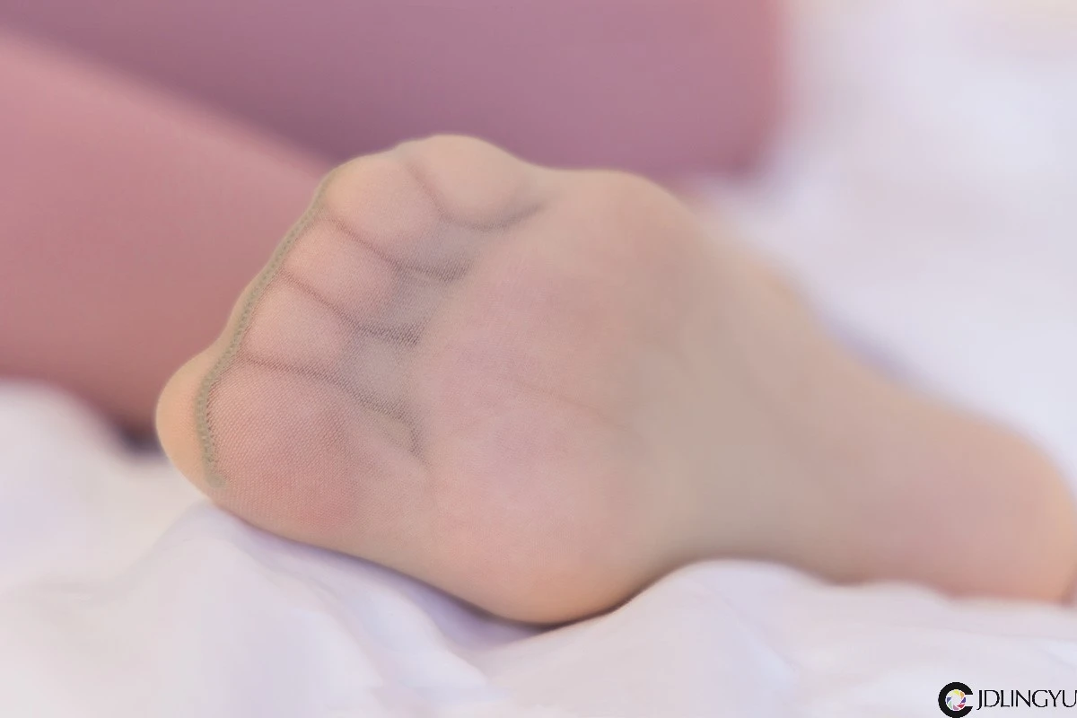 [BoBoSocks袜啵啵] No.140 稚予-高跟鞋、瑜伽裤裤里丝、肉丝、黑丝