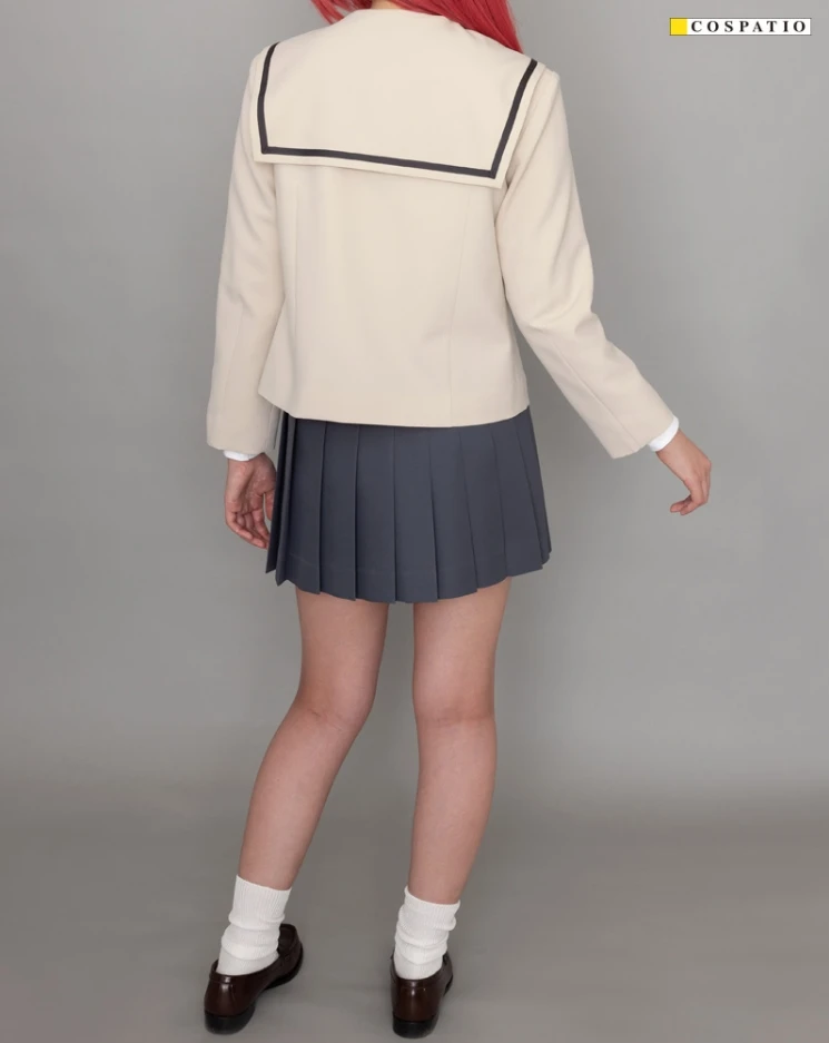 这就是孤单的味道？！《小孤独的粉色运动外套》穿上后一个人「孤独摇滚」吧！