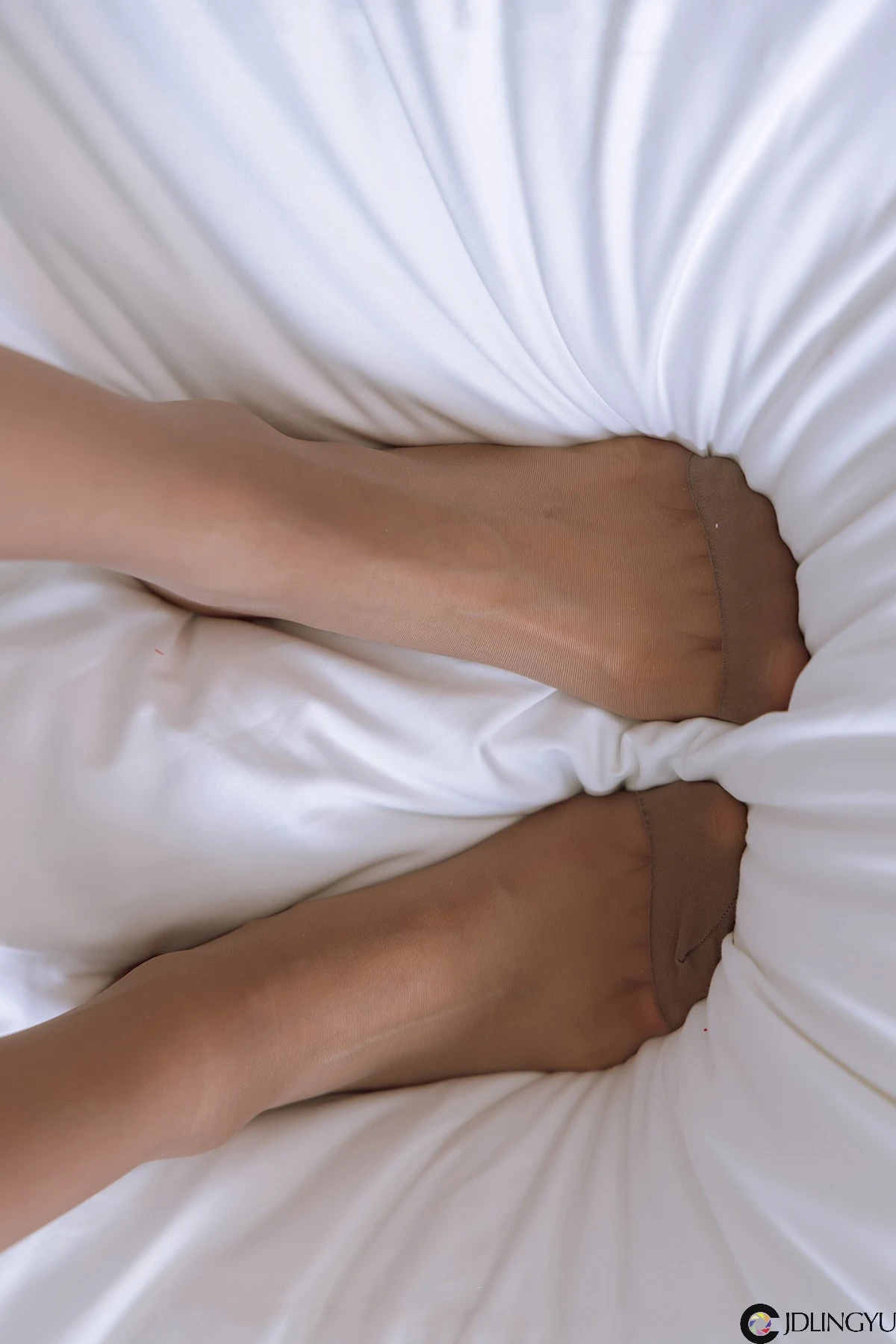 [BoBoSocks袜啵啵] No.133 稚予-高跟长靴、白棉袜、咖啡丝