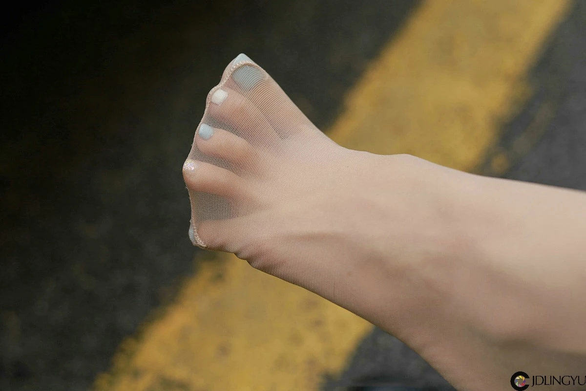 [IESS异思趣向] 模特：美子《停车场邂逅》