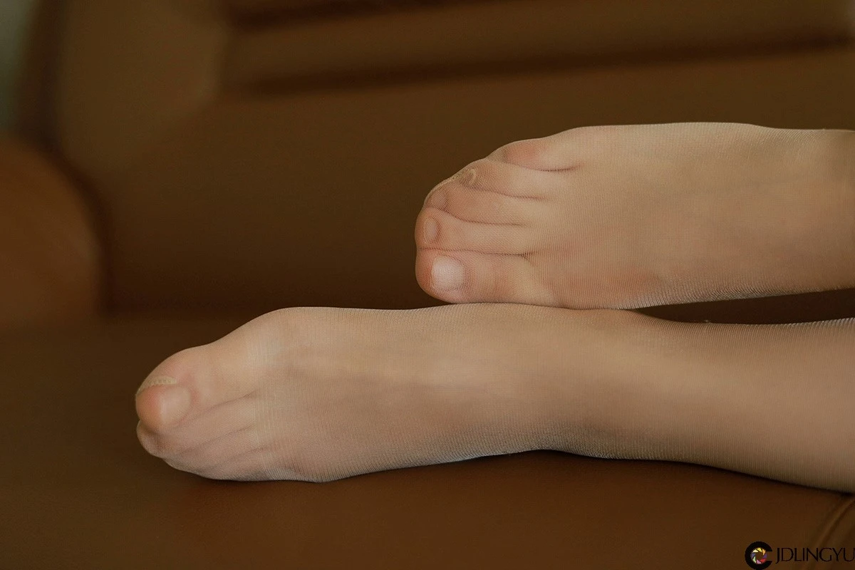 [IESS异思趣向] 模特：小婕《美女接待员》