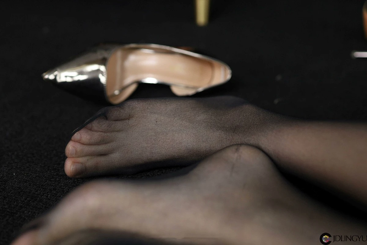 [IESS异思趣向] 模特：小婕《美女医生》