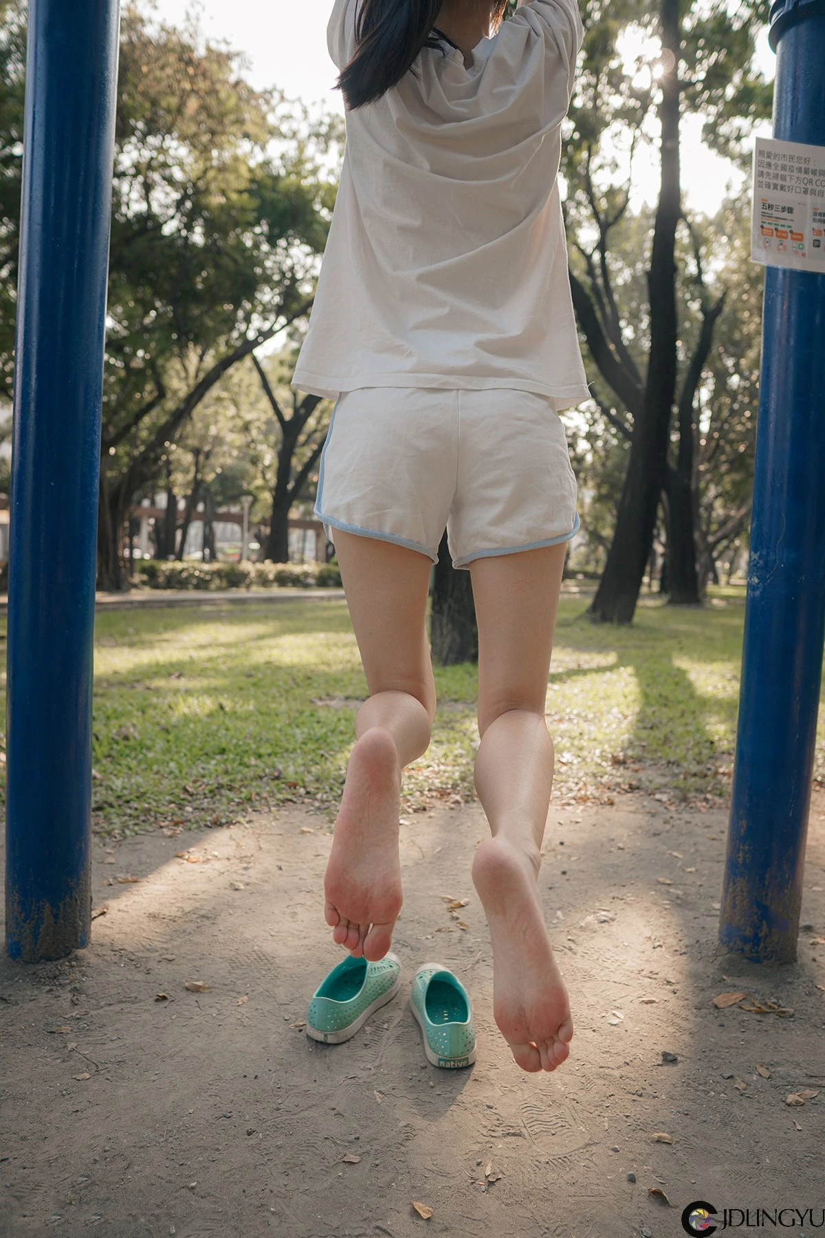 [Limerence原创] SHQ素人学生 大耳狗真理裤公园玩耍