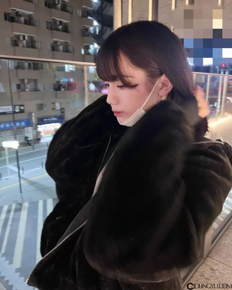 这么可爱一定是男孩子《まゆたむ》伪娘女仆店里总是能让客人大脑产生bug的男孩店员