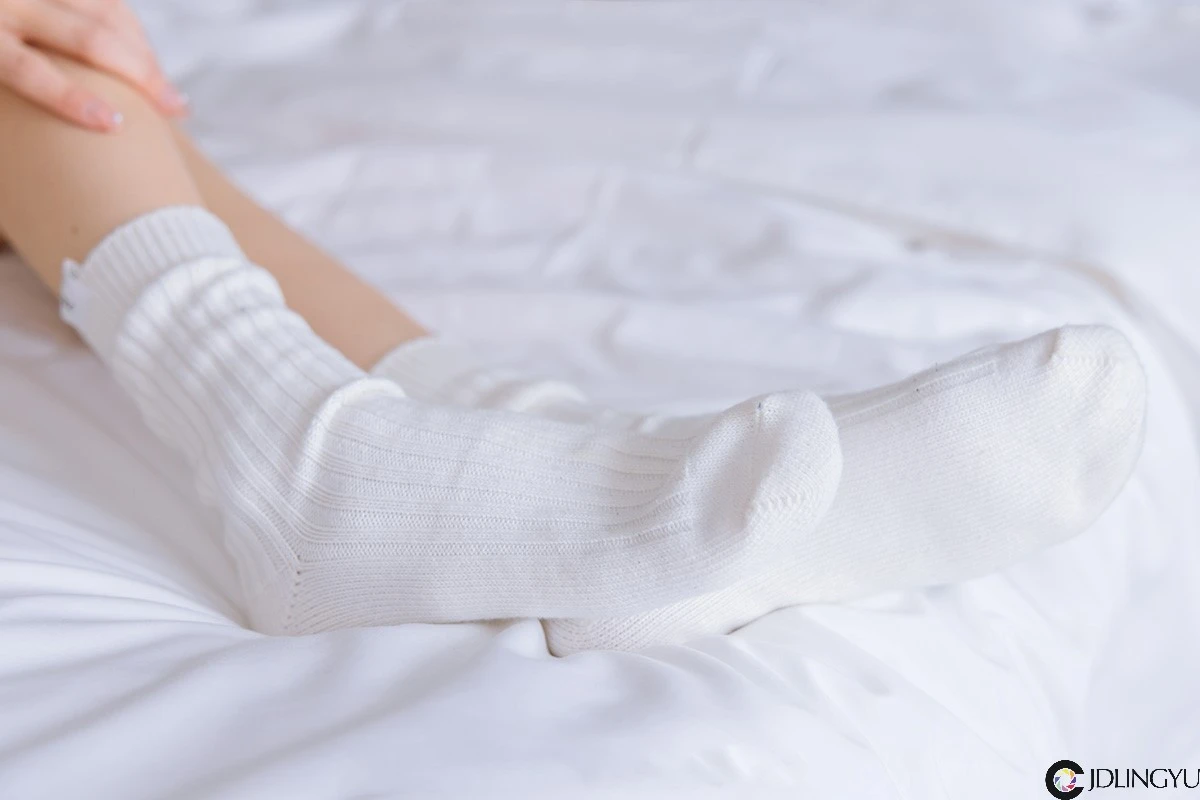 [BoBoSocks袜啵啵] No.143 稚予-匡威板鞋、vans帆布鞋、两双白棉袜