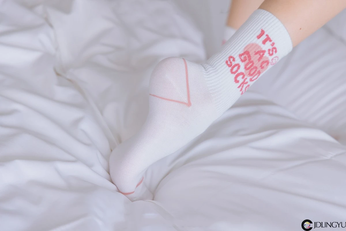 [BoBoSocks袜啵啵] No.143 稚予-匡威板鞋、vans帆布鞋、两双白棉袜