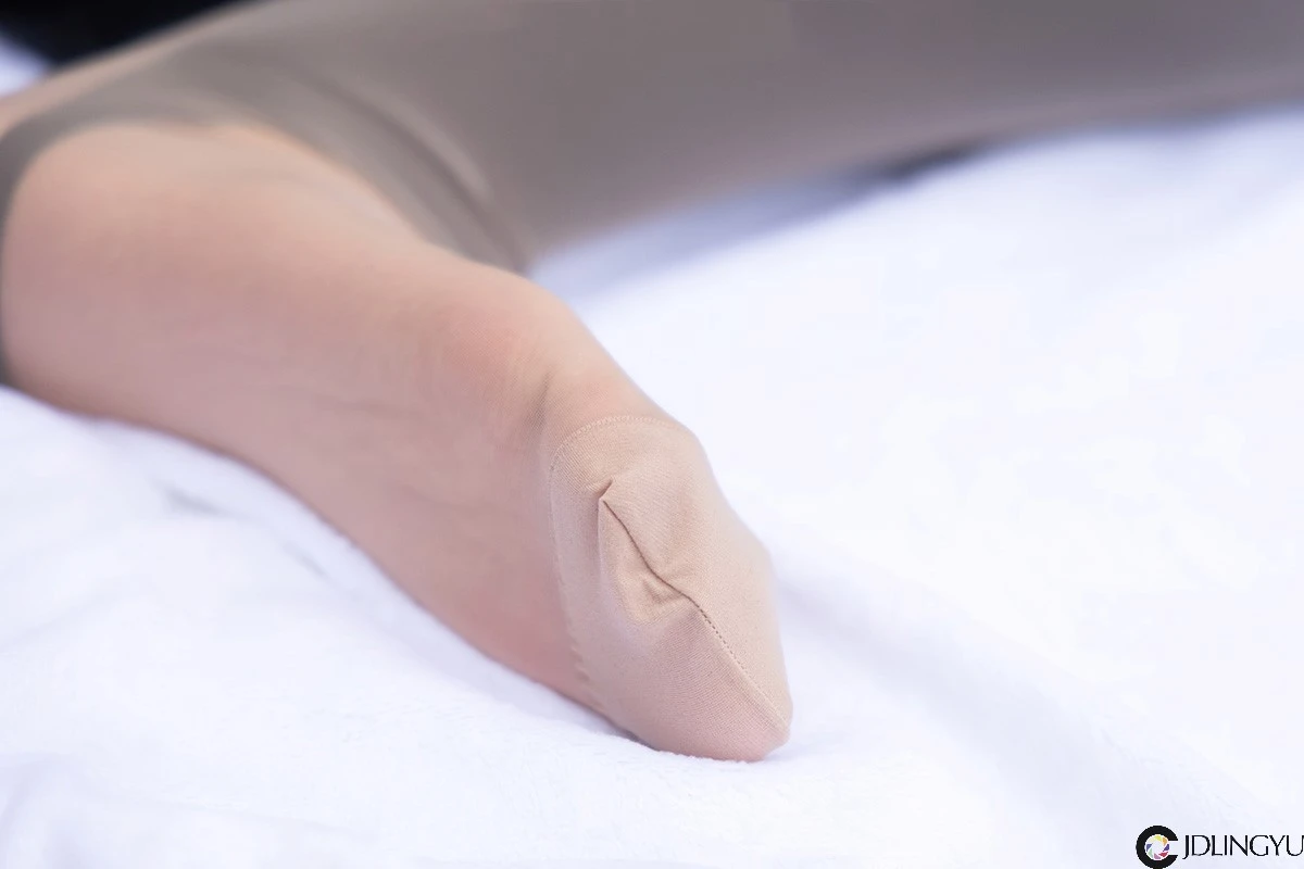 [BoBoSocks袜啵啵] No.146 小甜豆-高跟长靴、黑色踩脚裤、肉丝