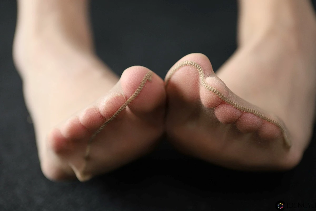 [IESS异思趣向] 模特：秋秋《诱人白玫瑰》