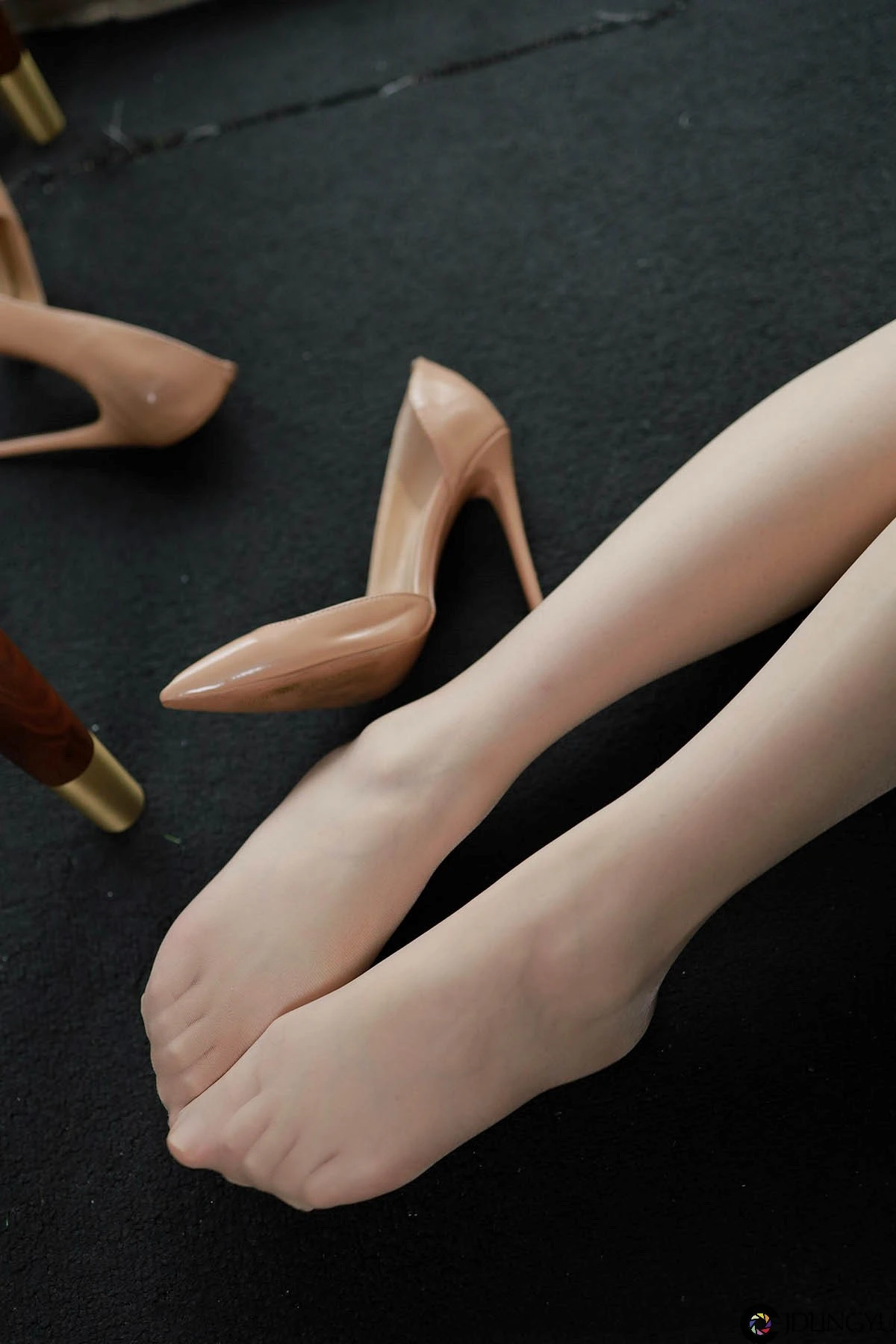 [IESS异思趣向] 模特：文欣《天青色等烟雨》