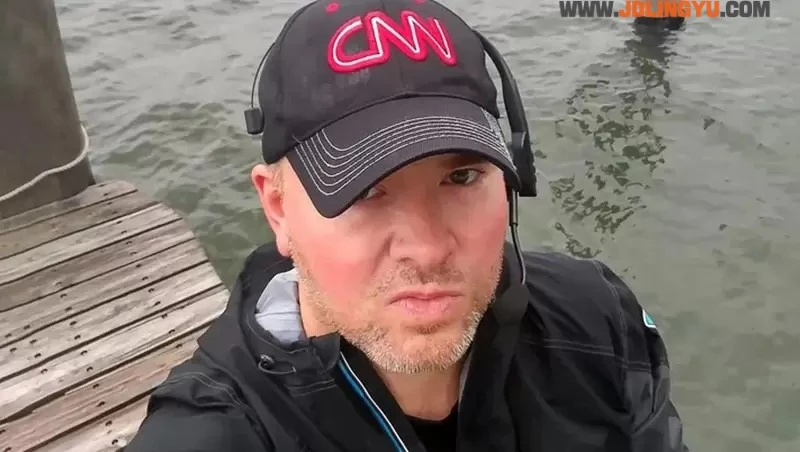 《批评日本漫画的CNN制作人》曾经抨击漫画煽情露骨助长恋童癖 如今因为侵犯儿童入狱了