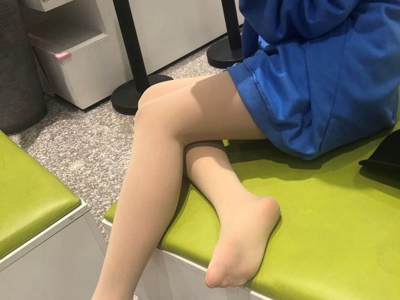 [最爱帆布鞋] 035 学妹美足