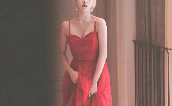 [TWICE Mina] 《Yes, I am Mina》第一本写真集