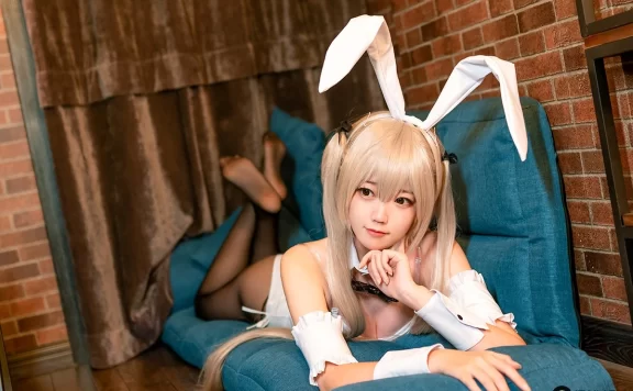 [肥肥雅] 穹妹兔女郎