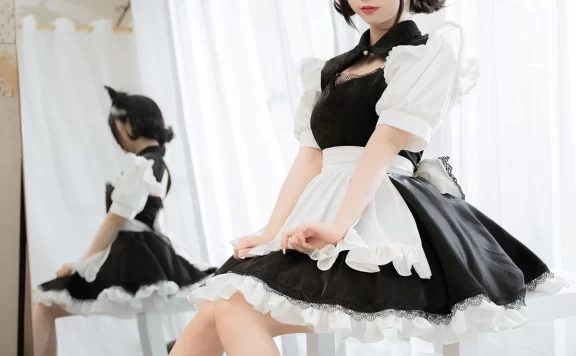 [面饼仙儿] 开胸女仆