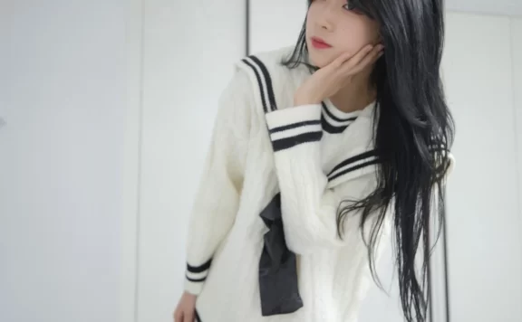 [MSLASS]梦丝女神 – 韩飞儿 白衣大长腿