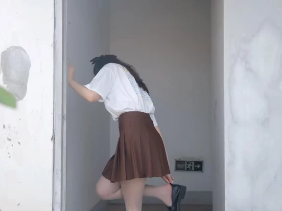 [MSLASS]梦丝女神 – 张小雪 丝袜JK小格调